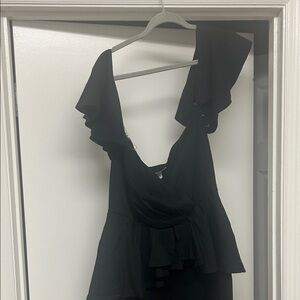 Quum peplum Elegant Black Ruffle sleeve Jumpsuit with peplum at the waist